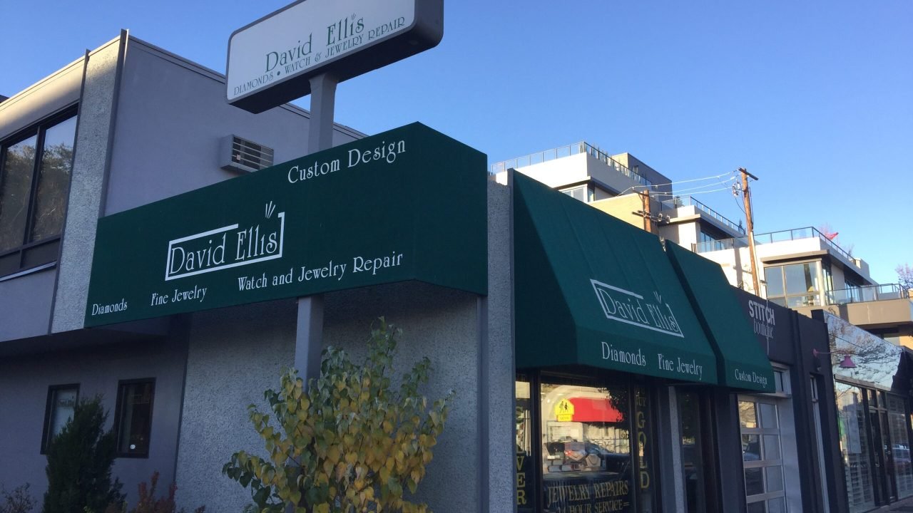 Buy And Sell Gold, Silver, and Other Valuables At Jewelry Shop In Cherry Creek