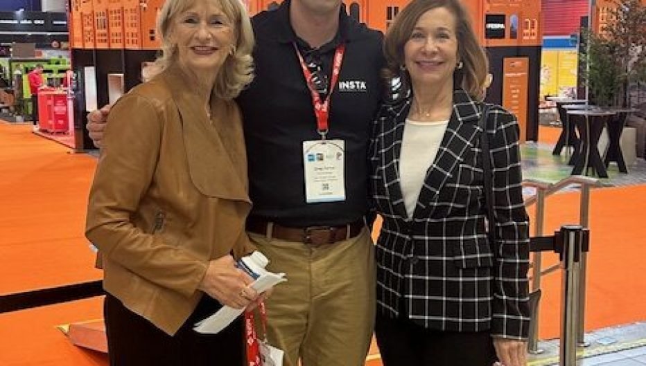 Insta Graphic Systems Wows at FESPA SHOW with Latest Post on Heat Press Innovation