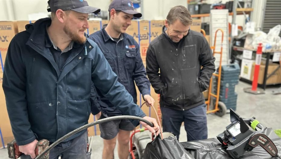 Melbourne's Premier Plumber Elevates Service Excellence with Specialized Blocked Drain Training