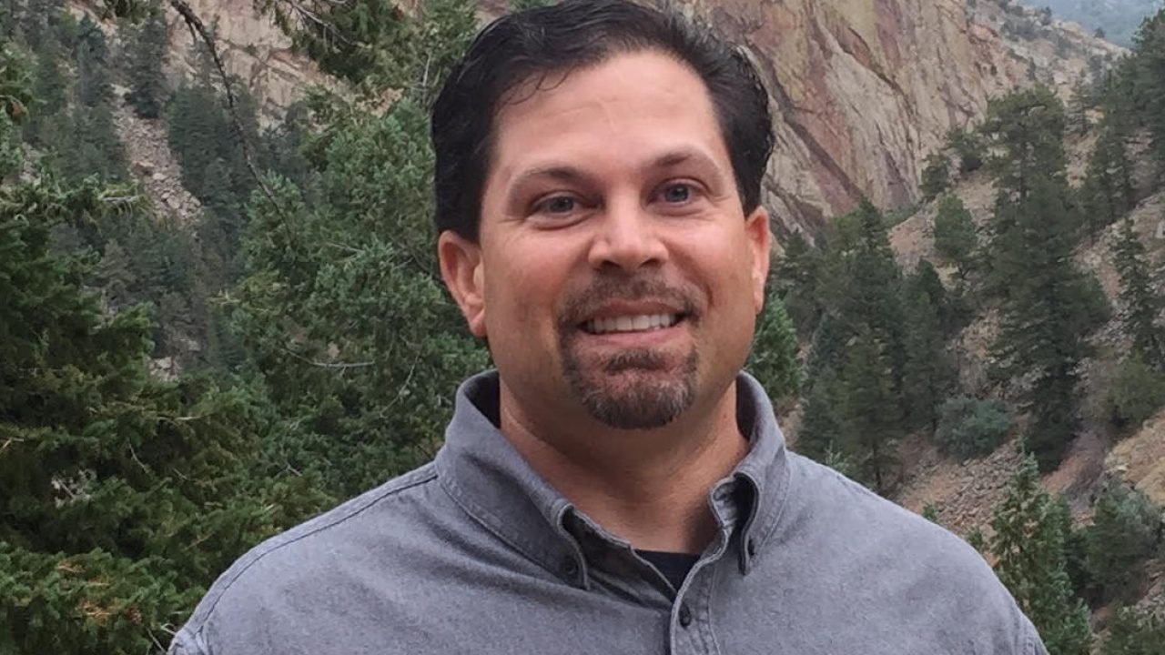 President of Hyper Dog Media to Speak at Thrive Workplace AI Panel